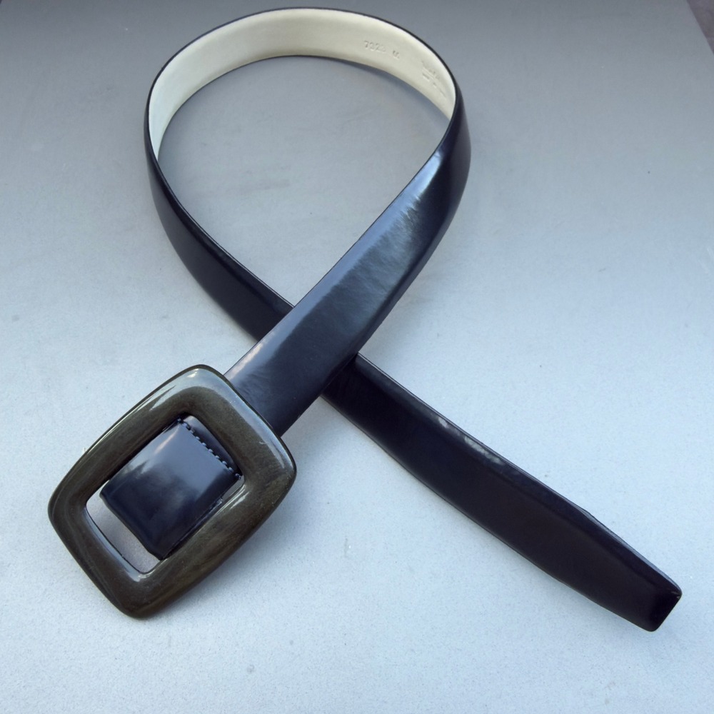 Ellen Tracy Italian Calfskin Petite Black Belt Resin Buckle 7323 01